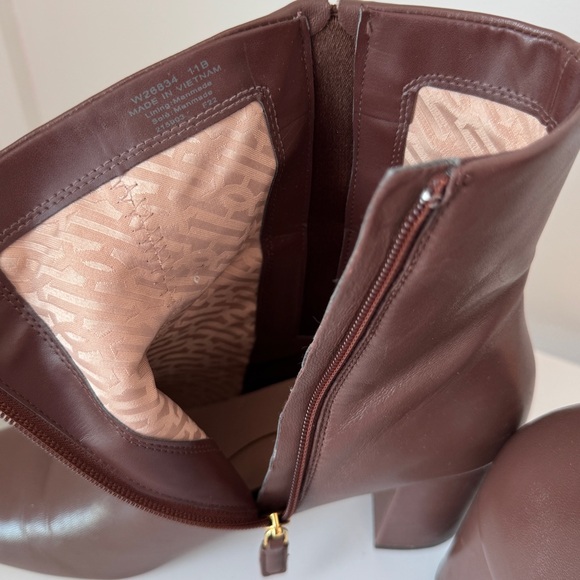 Cole Haan Brown Leather Ankle Boots Size 11 - Picture 8 of 10